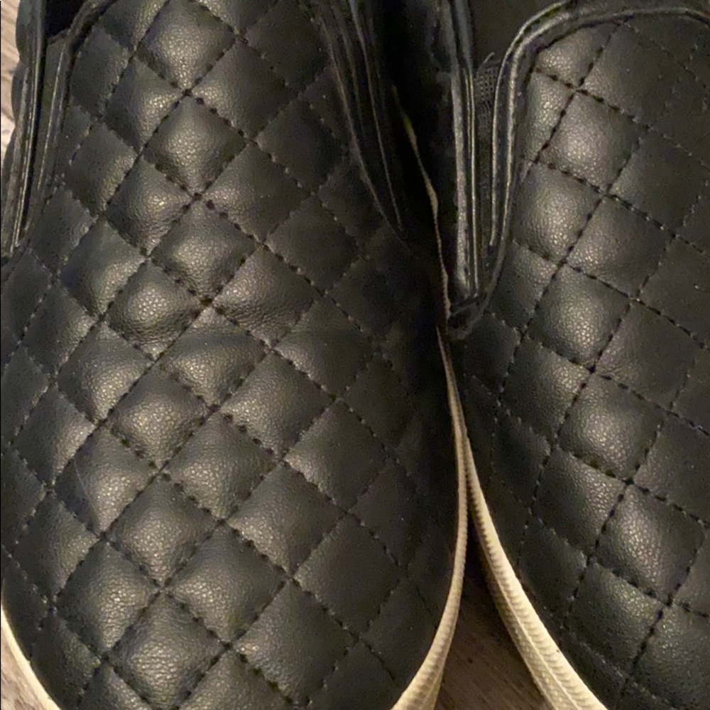 Shoes - Picture 3 of 3